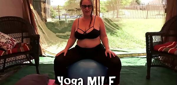  Yoga MILF
